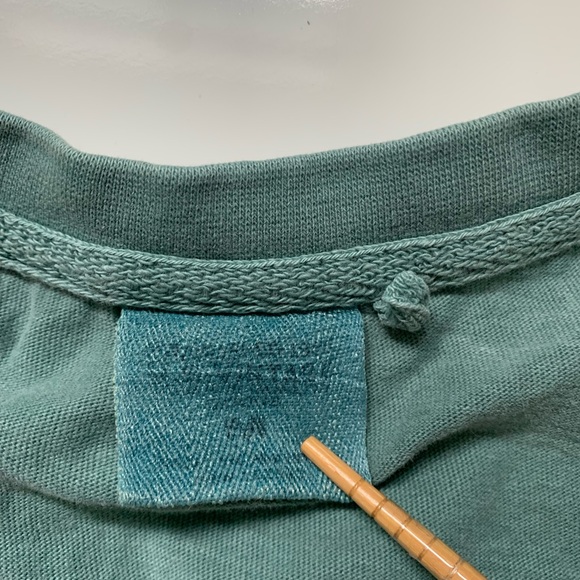 Lot Of 2‎ Tank Tops, Disneyland Resort L, Galveston M - Picture 10 of 10